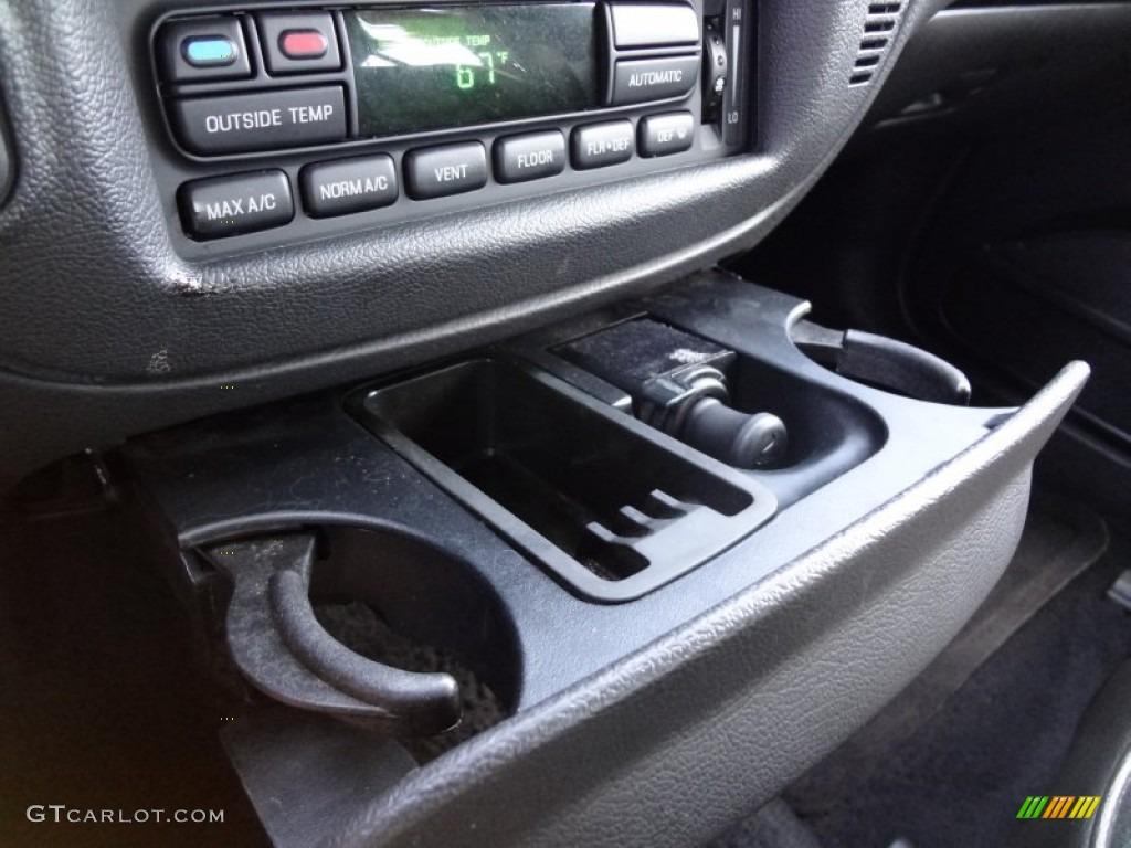 2006 Crown Victoria LX - Black / Charcoal Black photo #21