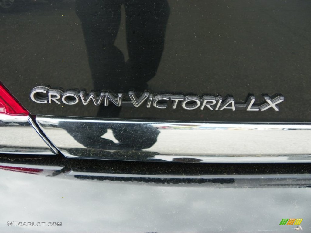 2011 Crown Victoria LX - Black / Medium Light Stone photo #12