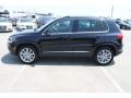 Deep Black Metallic - Tiguan SE Photo No. 6