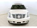 White Diamond - Escalade Luxury AWD Photo No. 2