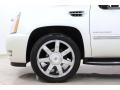 White Diamond - Escalade Luxury AWD Photo No. 35