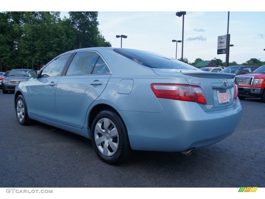 2007 Camry LE V6 - Sky Blue Pearl / Bisque photo #30