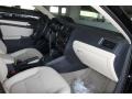 Black - Jetta SE Sedan Photo No. 21