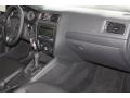 Black - Jetta SE Sedan Photo No. 19