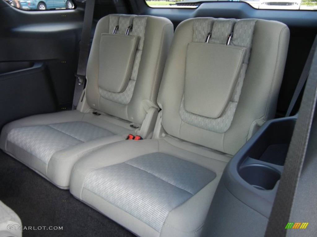 2013 Ford Explorer XLT Rear Seat Photo #64888639