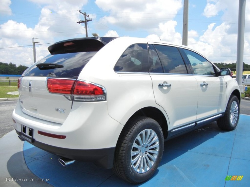 2013 MKX FWD - Crystal Champagne Tri-Coat / Medium Light Stone photo #3