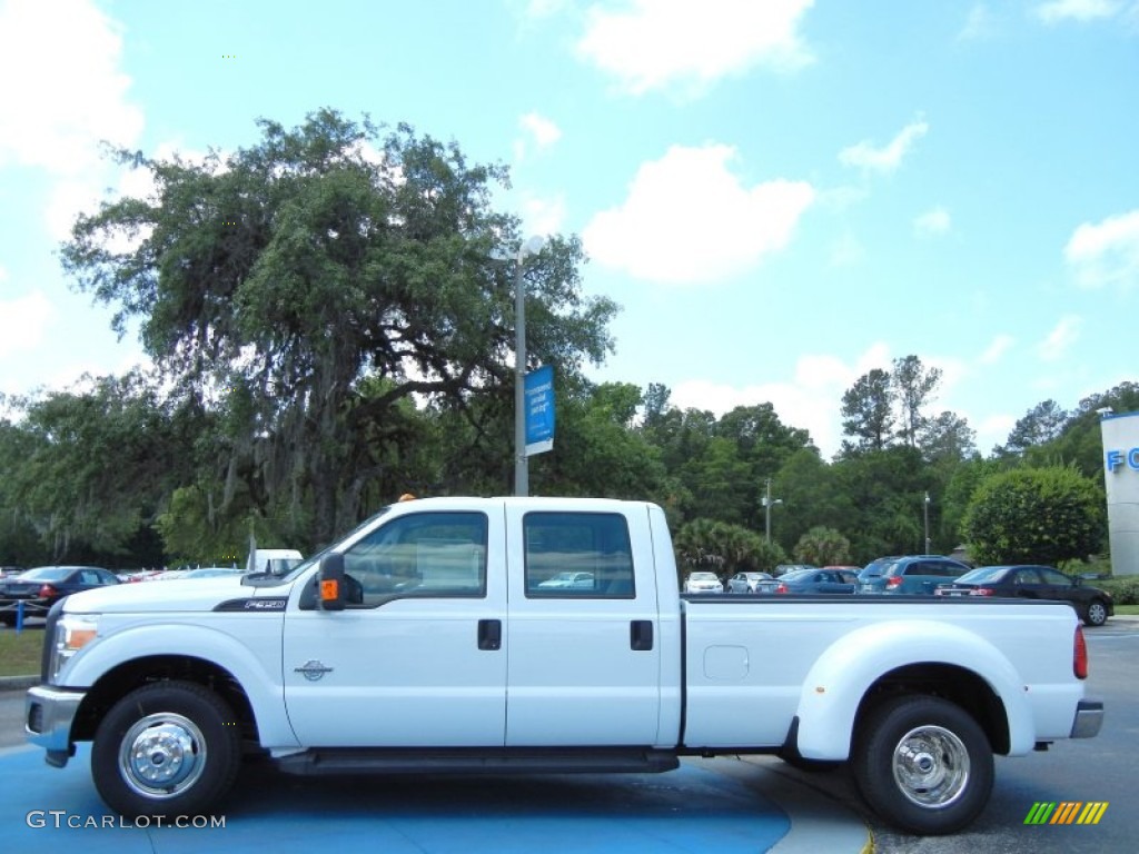 2012 F350 Super Duty XL Crew Cab Dually - Oxford White / Steel photo #2