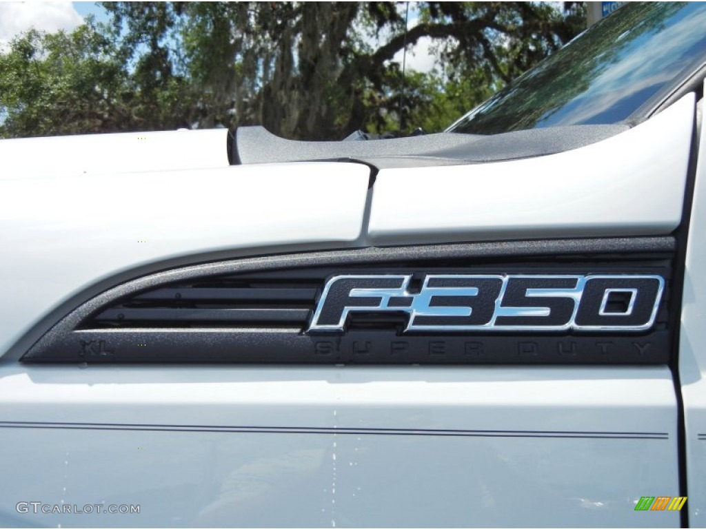 2012 Ford F350 Super Duty XL Crew Cab 4x4 Dually Marks and Logos Photos