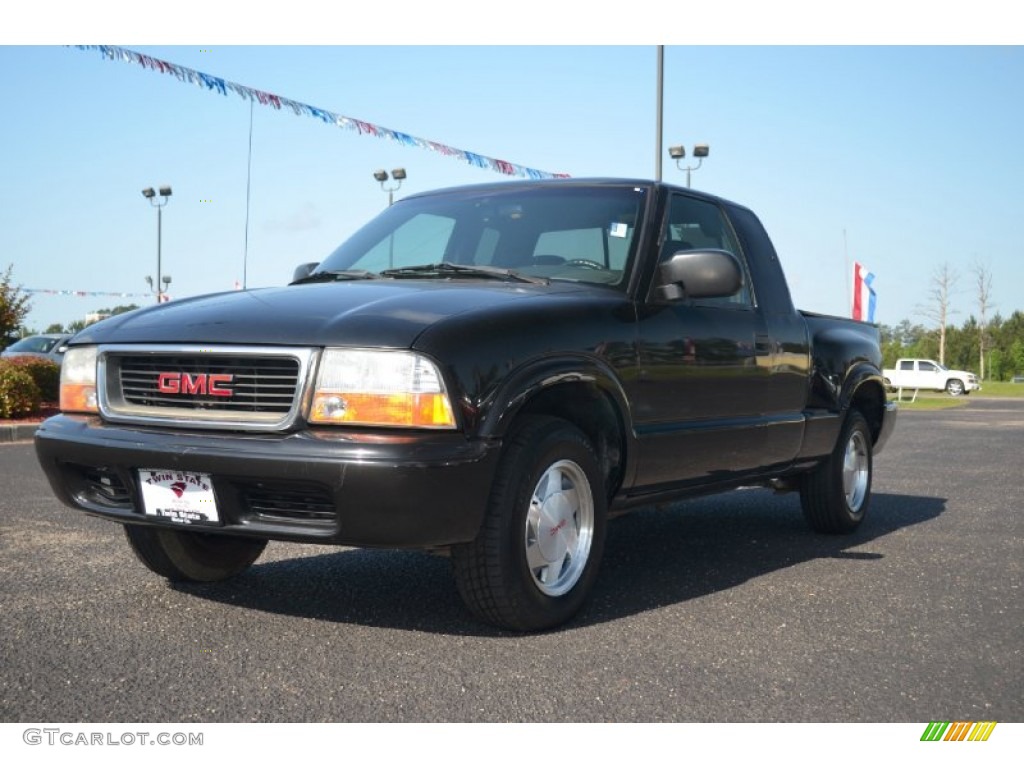 2003 Sonoma SLS Extended Cab - Onyx Black / Graphite photo #1