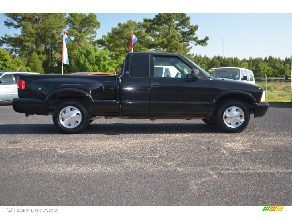 Onyx Black 2003 GMC Sonoma SLS Extended Cab Exterior Photo #64889717