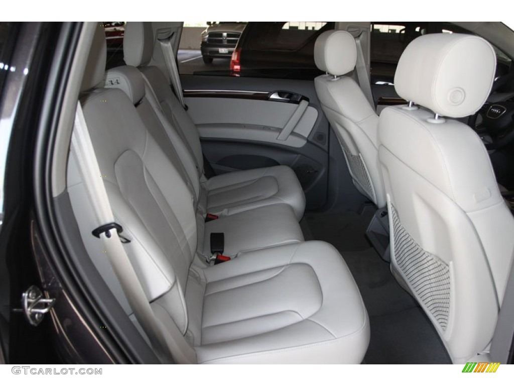 2012 Audi Q7 3.0 TFSI quattro Rear Seat Photo #64889969