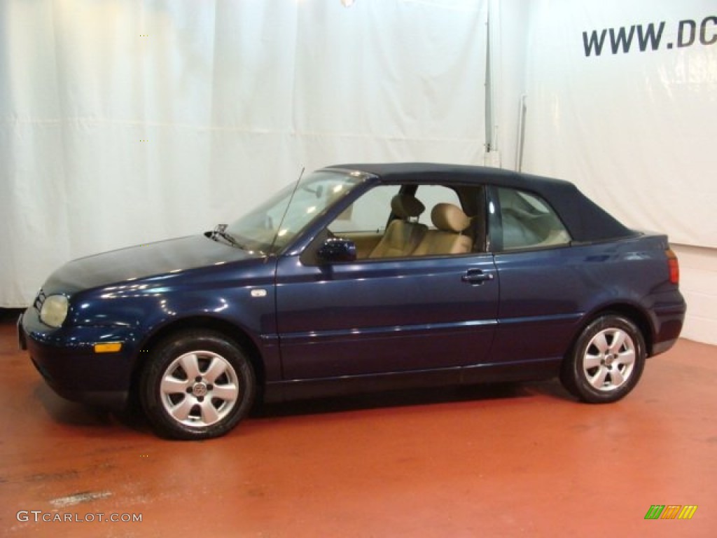 2002 Cabrio GLX - Marlin Blue Pearl / Beige photo #4