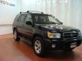 Super Black - Pathfinder LE Platinum 4x4 Photo No. 3