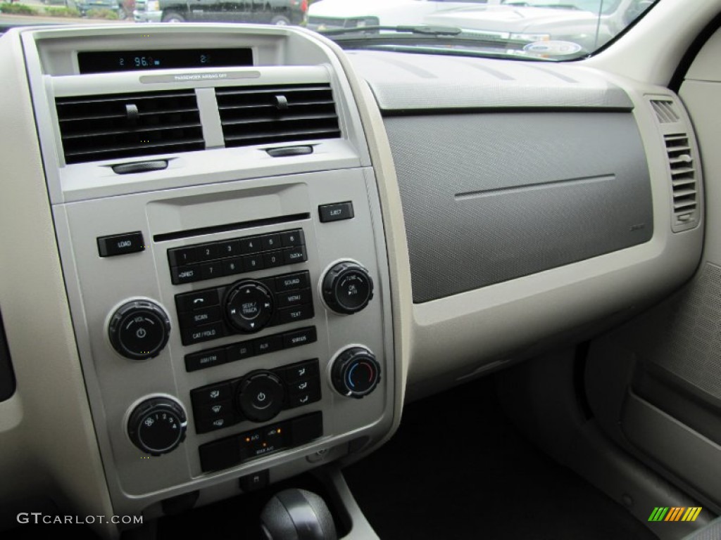 2009 Escape XLT V6 - White Suede / Stone photo #15