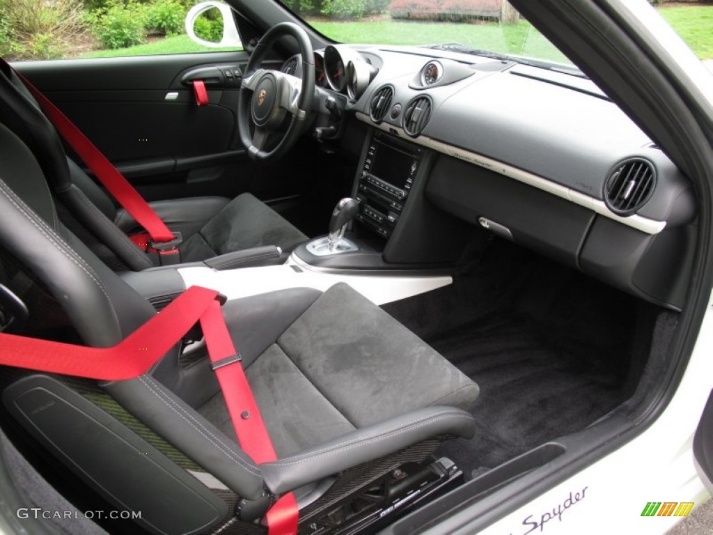 Black w/Alcantara Interior 2011 Porsche Boxster Spyder Photo #64898411