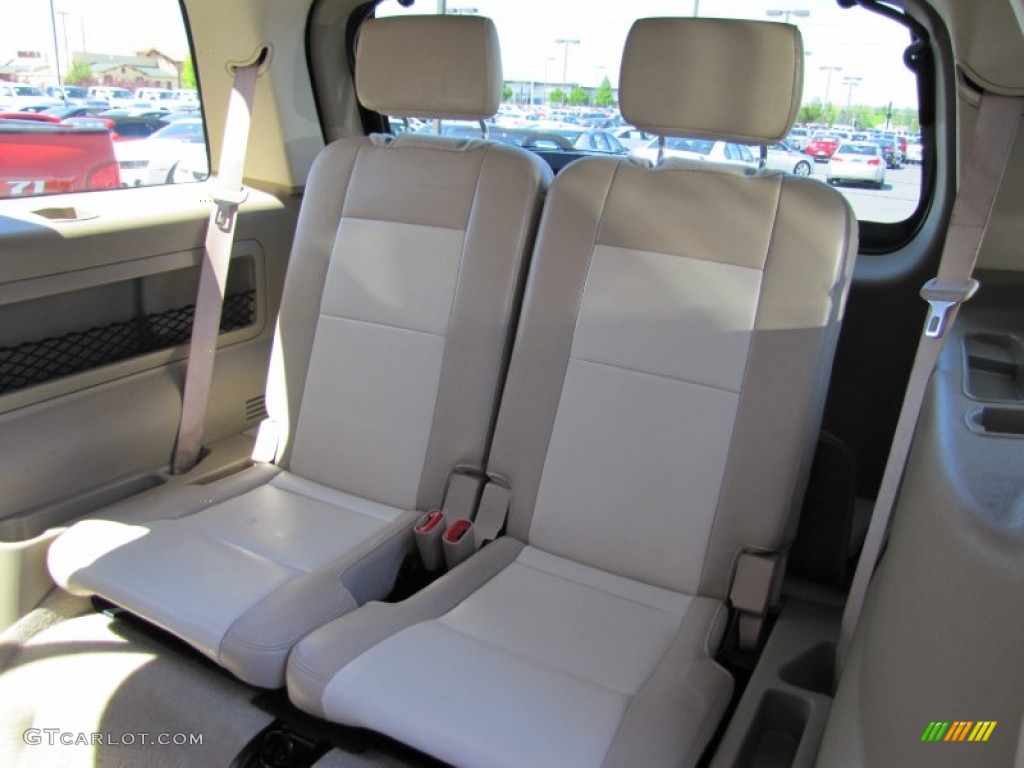 2010 Mountaineer V6 AWD - Sangria Red Metallic / Camel photo #31