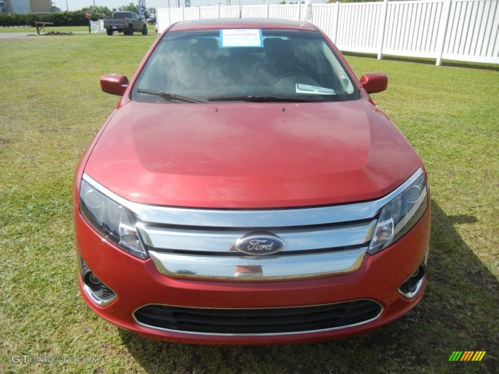 2011 Fusion SEL V6 - Red Candy Metallic / Charcoal Black photo #2