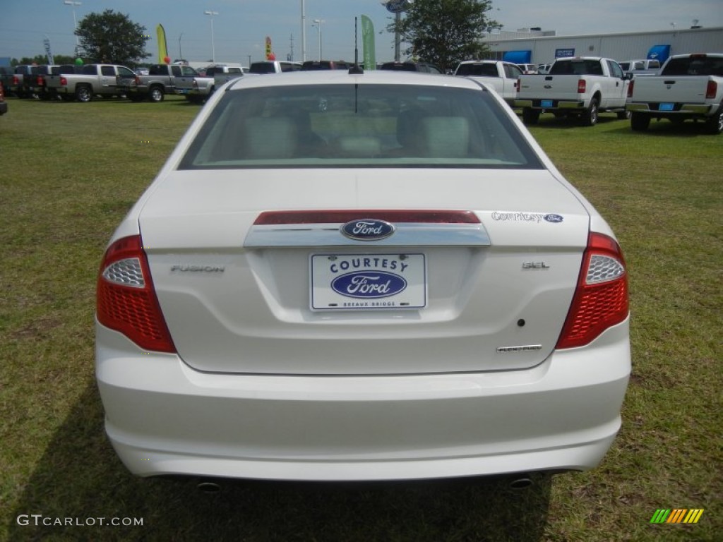 2011 Fusion SEL V6 - White Suede / Camel photo #3