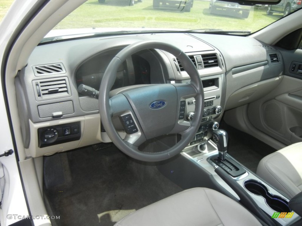 2011 Fusion SEL V6 - White Suede / Camel photo #12