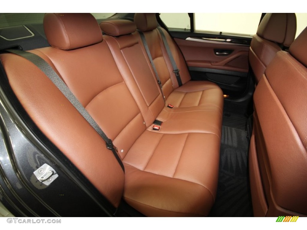 2011 5 Series 550i Sedan - Dark Graphite Metallic / Cinnamon Brown photo #32