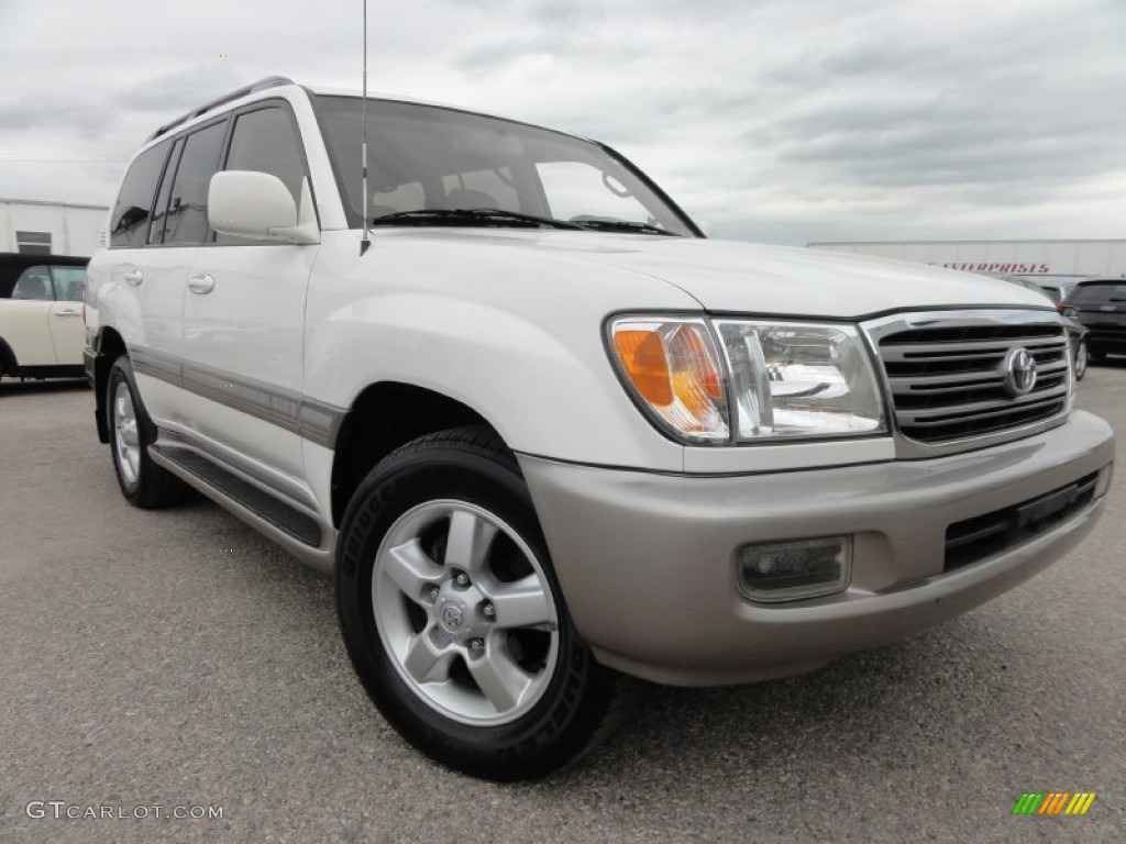 2003 Land Cruiser  - Natural White / Ivory photo #1