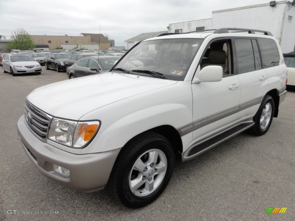 2003 Land Cruiser  - Natural White / Ivory photo #2