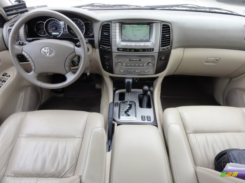 2003 Land Cruiser  - Natural White / Ivory photo #26