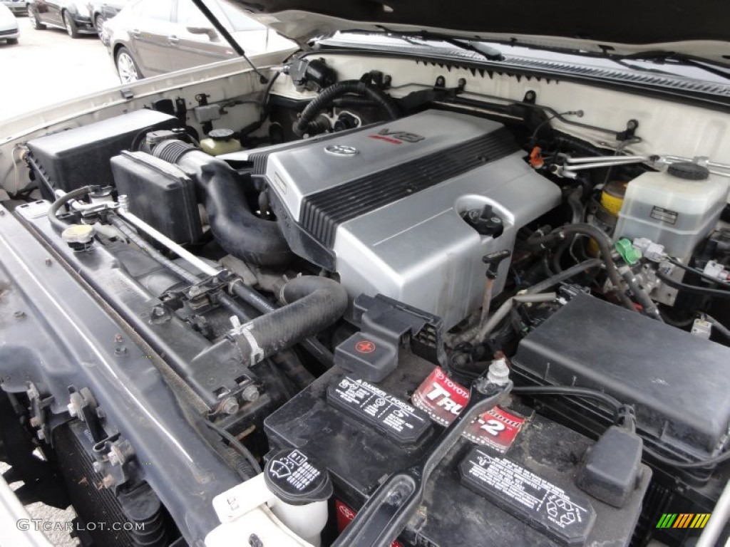 2003 Land Cruiser  - Natural White / Ivory photo #32