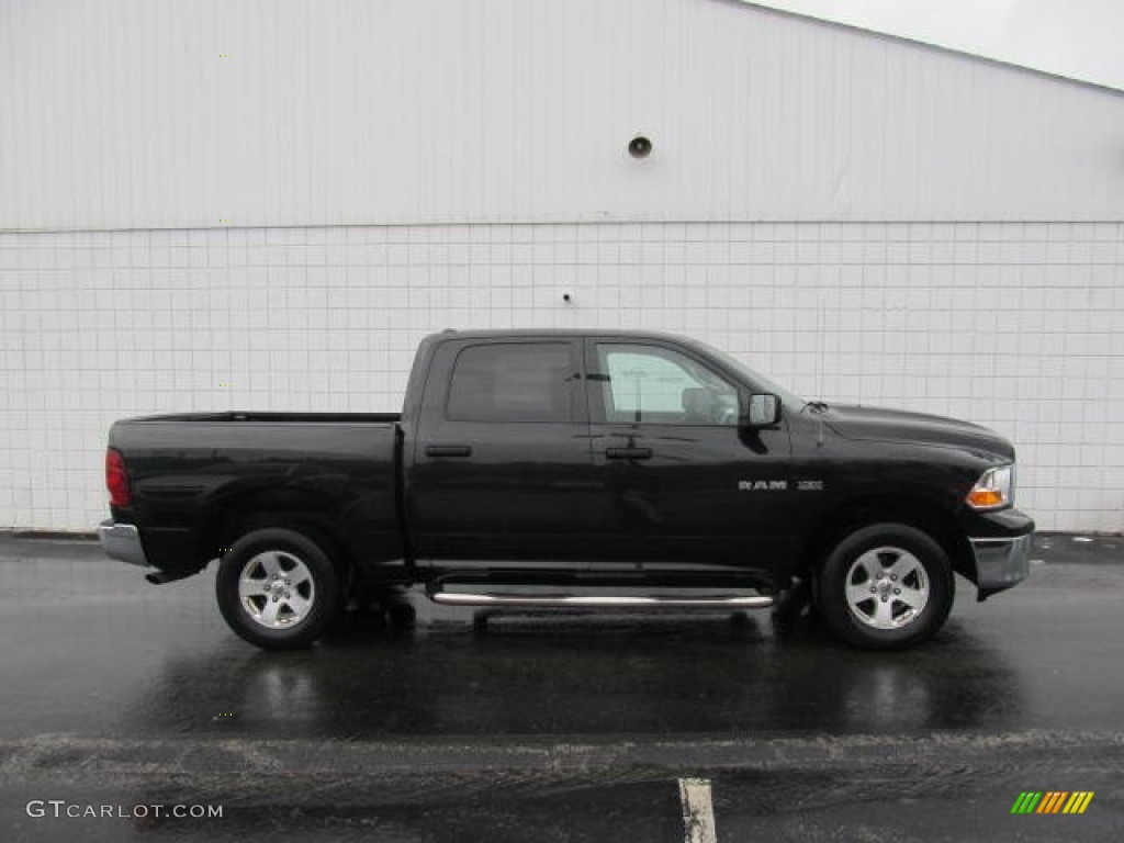 2009 Ram 1500 SLT Crew Cab 4x4 - Brilliant Black Crystal Pearl / Dark Slate/Medium Graystone photo #2