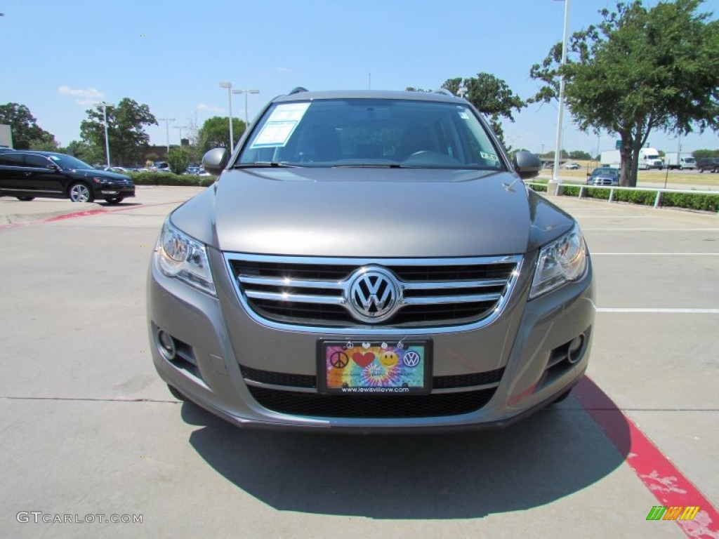 2009 Tiguan SE - Alpine Grey Metallic / Charcoal photo #8