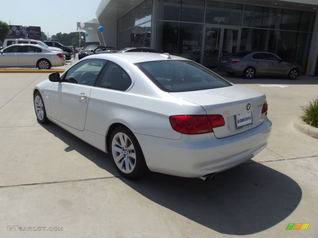 2012 3 Series 328i Coupe - Mineral White Metallic / Chestnut Brown photo #4