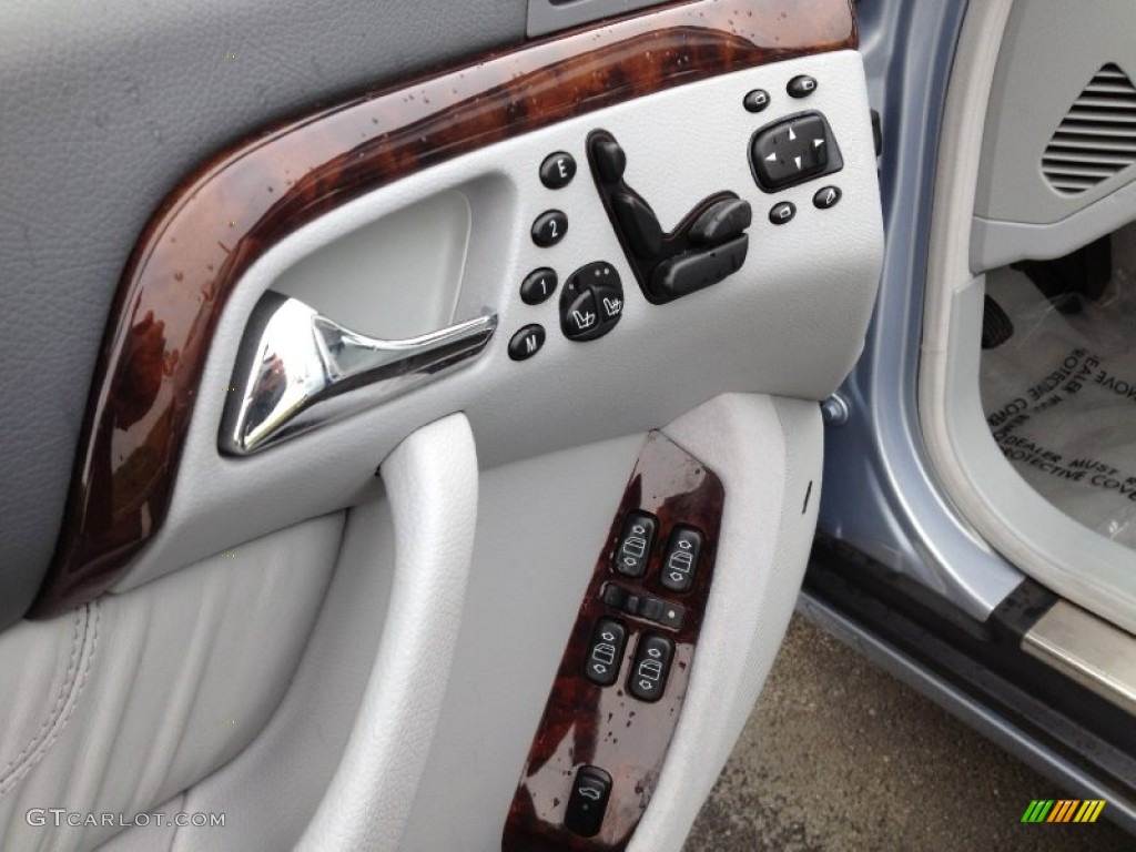 2000 Mercedes-Benz S 500 Sedan Controls Photos