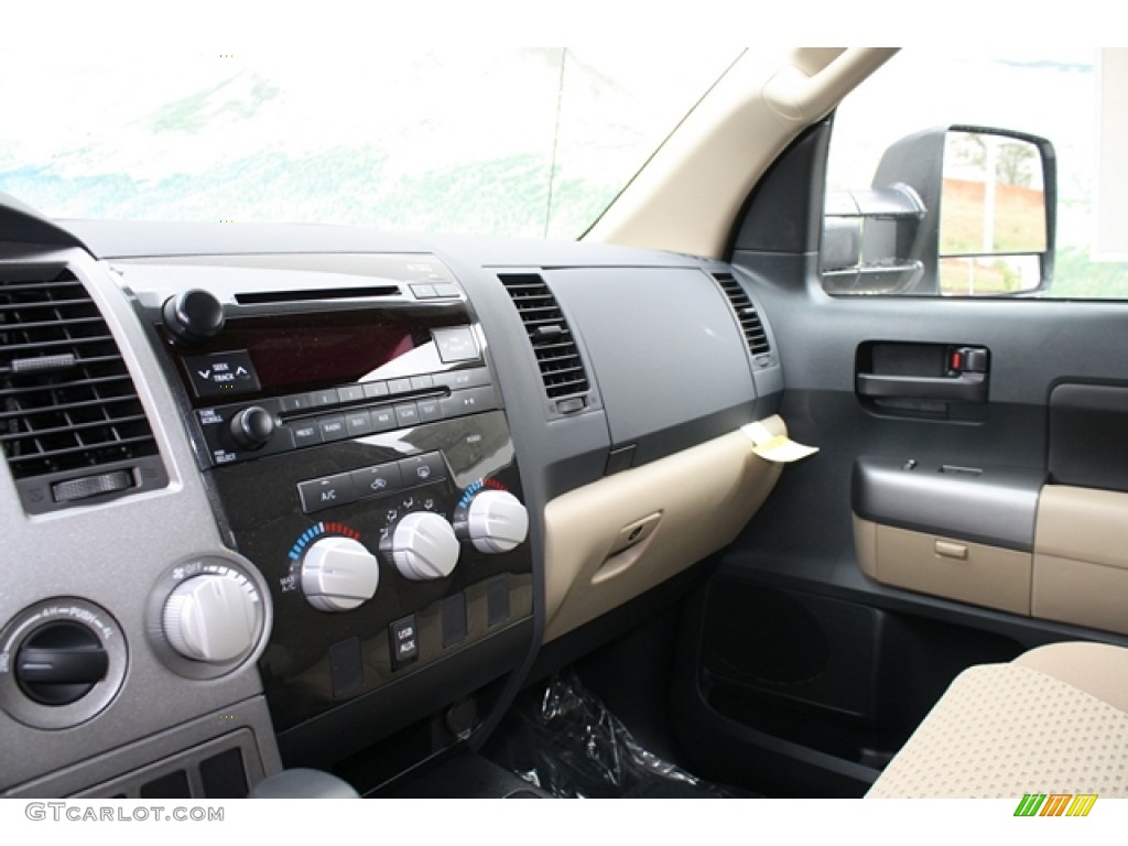 2012 Tundra CrewMax 4x4 - Super White / Sand Beige photo #7