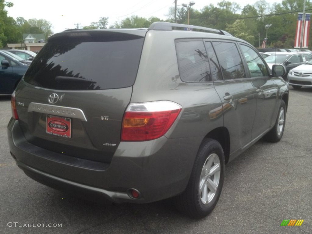 2009 Highlander V6 4WD - Cypress Green Pearl / Sand Beige photo #5