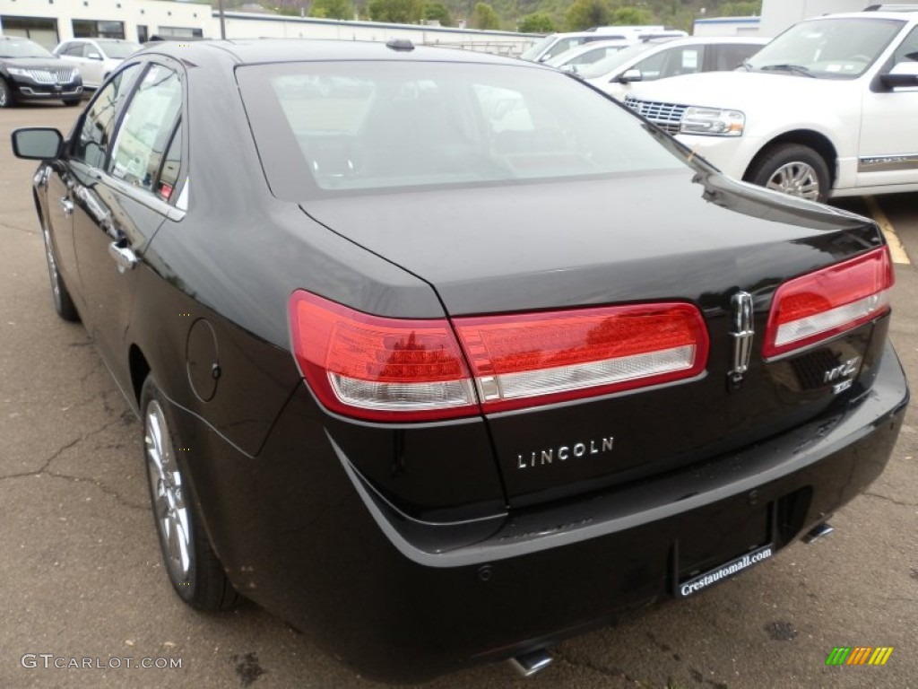 2012 MKZ AWD - Tuxedo Black Metallic / Dark Charcoal photo #7