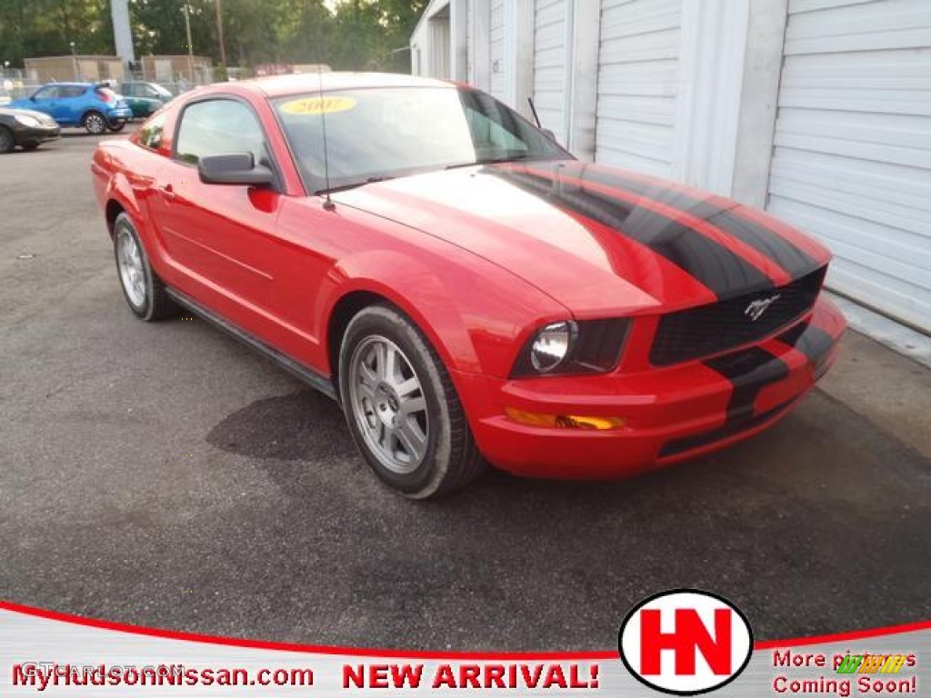 2007 Mustang V6 Deluxe Coupe - Torch Red / Dark Charcoal photo #1