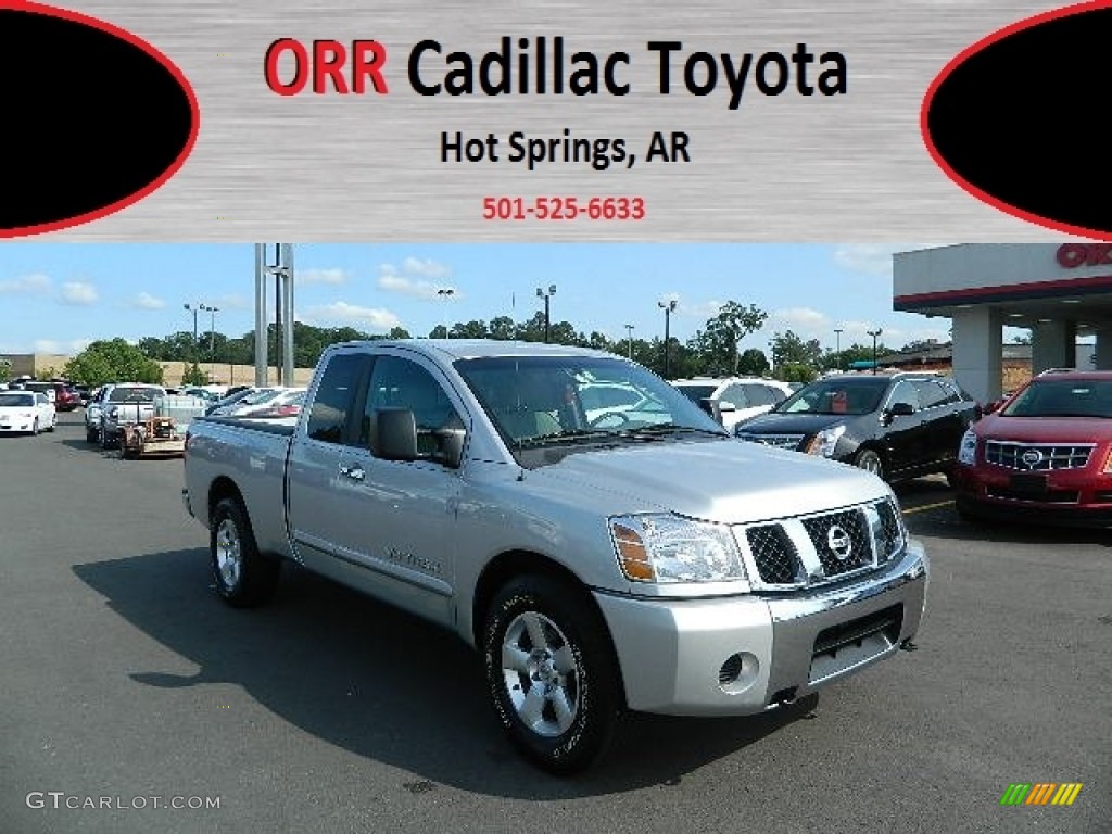 2007 Titan SE King Cab - Radiant Silver / Graphite Black/Titanium photo #1