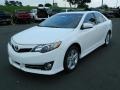 Super White - Camry SE Photo No. 7