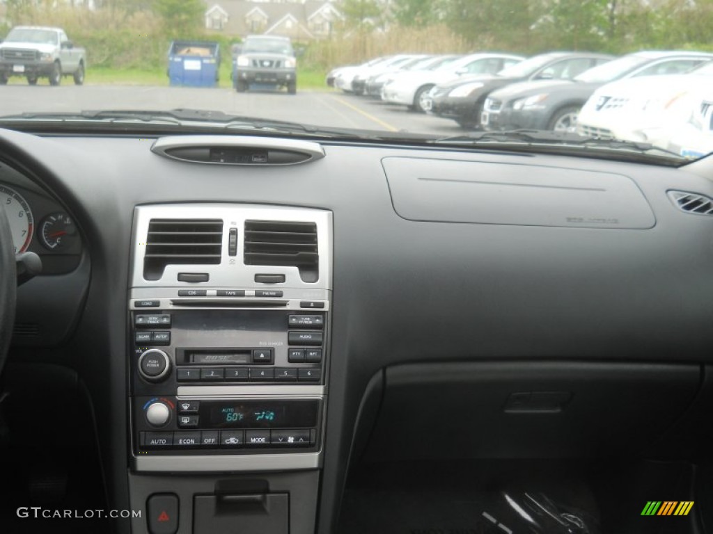 2003 Maxima SE - Merlot Red / Black photo #16