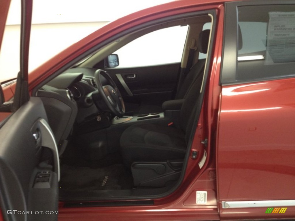 2011 Rogue S AWD - Cayenne Red / Black photo #11