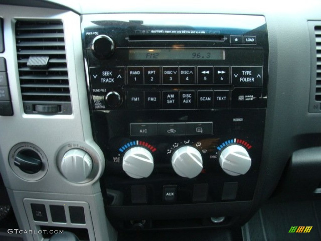 2008 Tundra SR5 Double Cab 4x4 - Silver Sky Metallic / Black photo #10