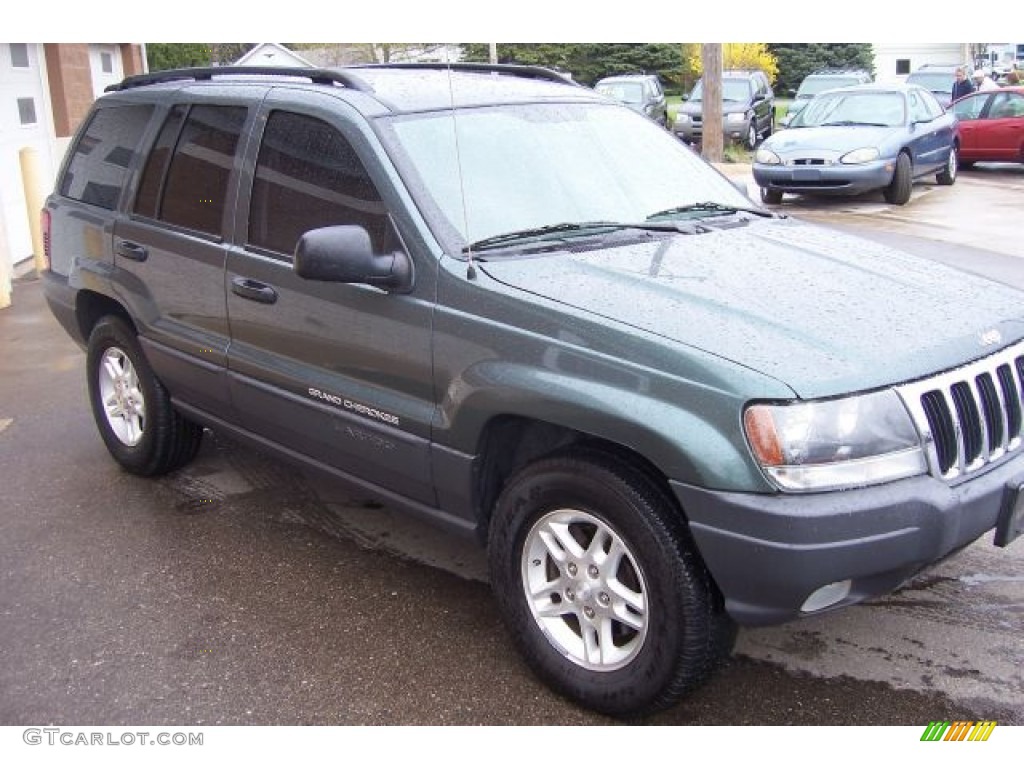 2003 Grand Cherokee Laredo - Steel Blue Pearlcoat / Taupe photo #8