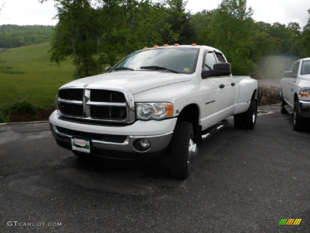 2004 Ram 3500 SLT Quad Cab 4x4 Dually - Bright White / Dark Slate Gray photo #2