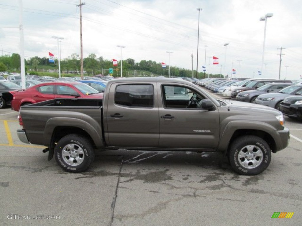 2009 Tacoma V6 SR5 Double Cab 4x4 - Pyrite Brown Mica / Sand Beige photo #8