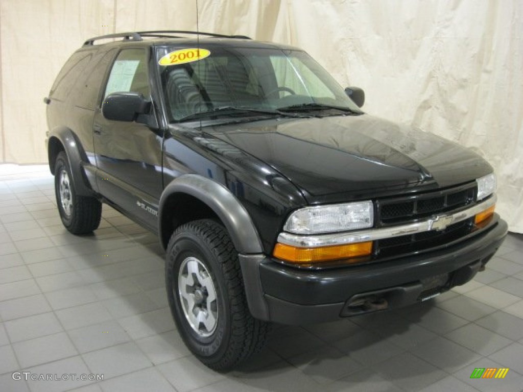 2001 Blazer LS 4x4 - Onyx Black / Graphite photo #1