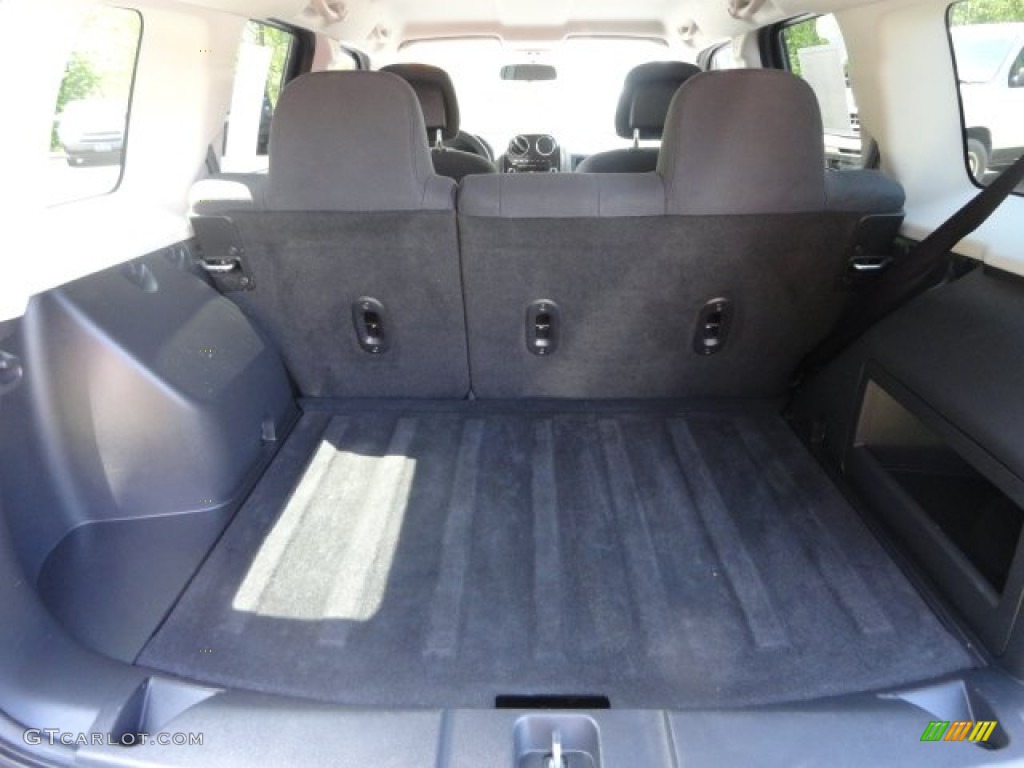 2011 Patriot Sport 4x4 - Brilliant Black Crystal Pearl / Dark Slate Gray photo #8