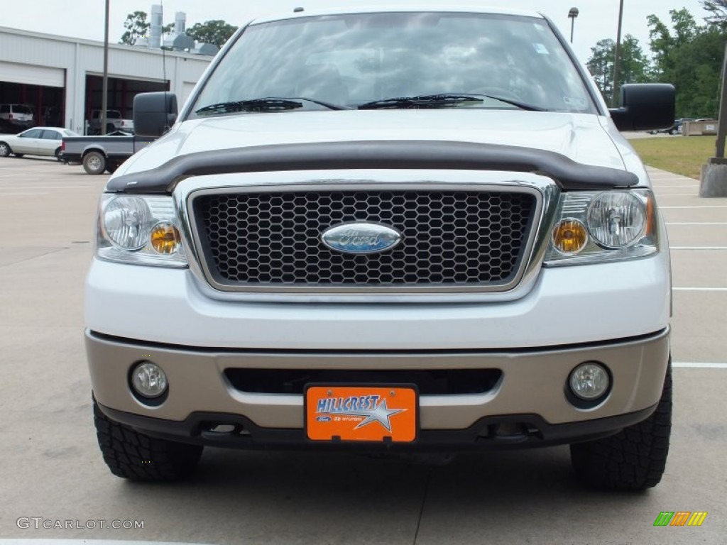 2006 F150 Lariat SuperCrew 4x4 - Oxford White / Tan photo #10