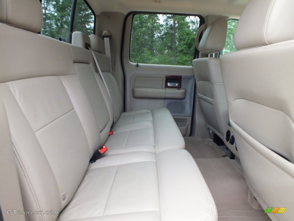 2006 F150 Lariat SuperCrew 4x4 - Oxford White / Tan photo #26