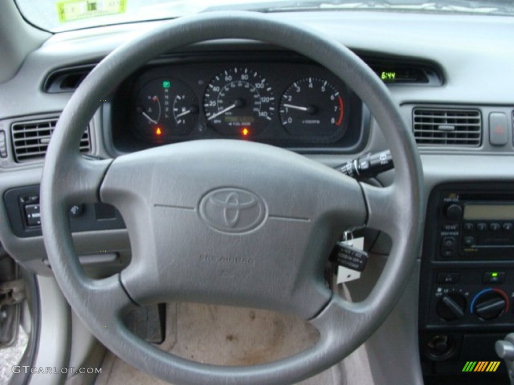 2001 Toyota Camry LE Sage Steering Wheel Photo #64946563