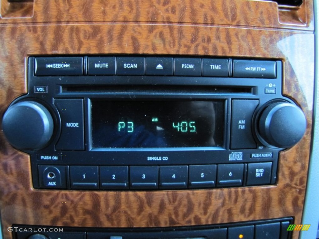 2007 Dodge Durango SLT 4x4 Audio System Photo #64946914
